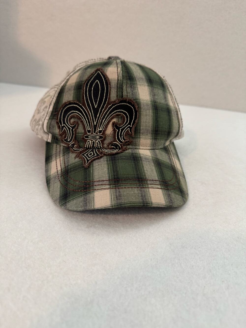 Pugs Gear Vintage Plaid Baseball Trucker Hat Y2K Fleur-de-Lis Green Adjustable